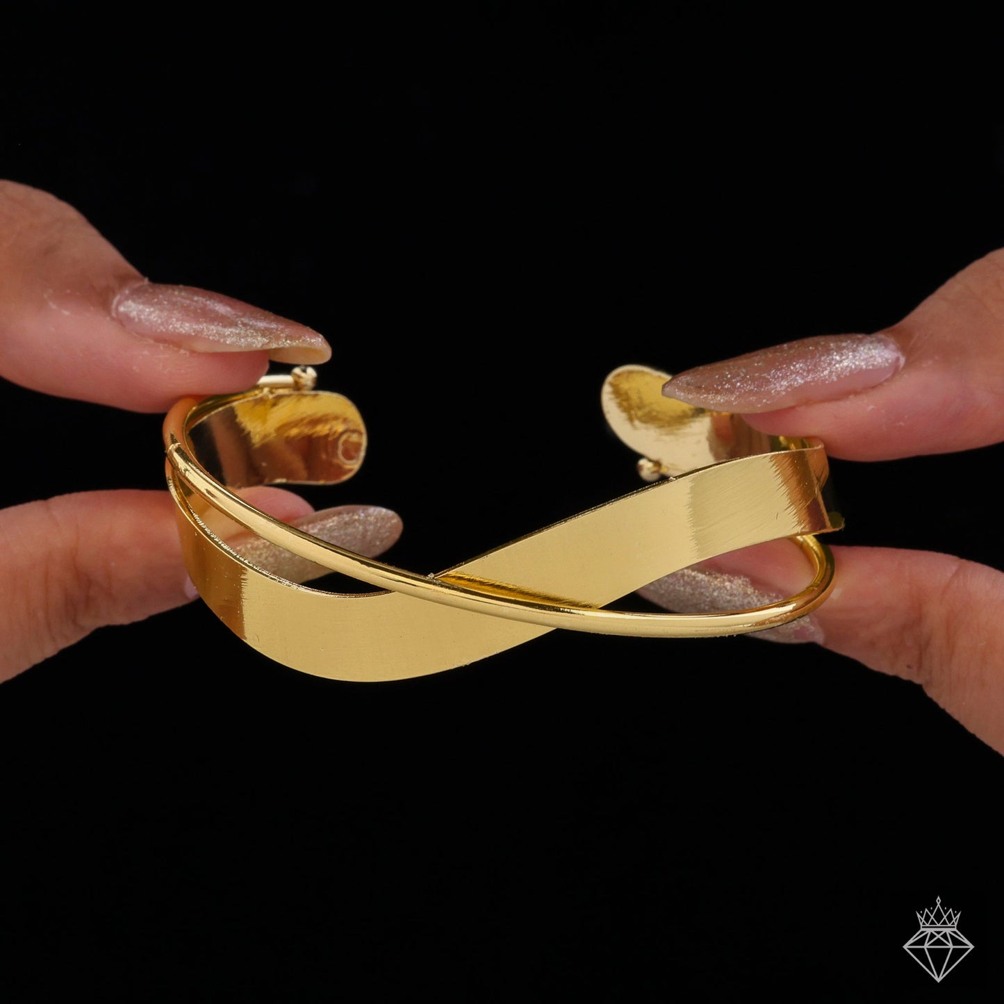 Golden Bangle Bracelet (Adjustable Size)