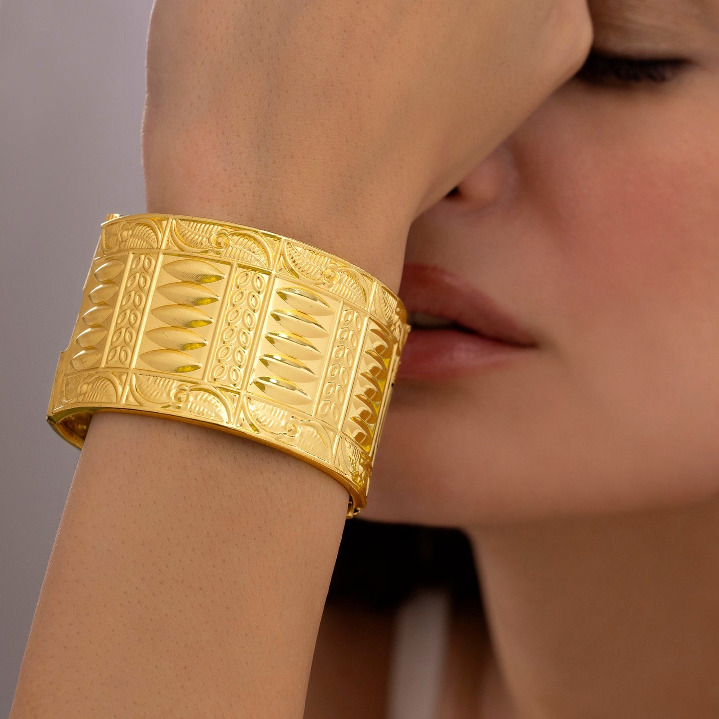 Ethnic Broad Bangle Bracelet (Adjustable Size)