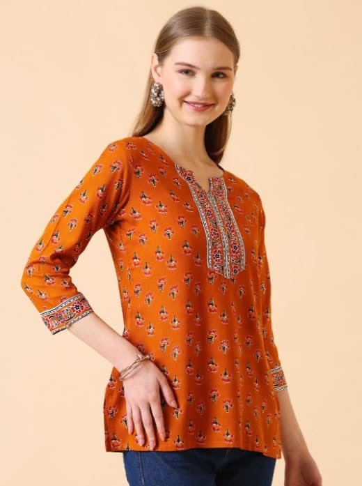 Women Rayon Floral Printed Short Kurta