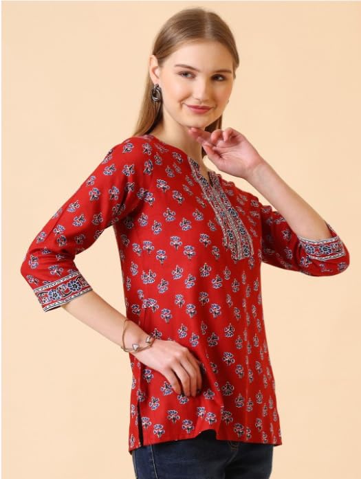 Women Rayon Floral Printed Short Kurta