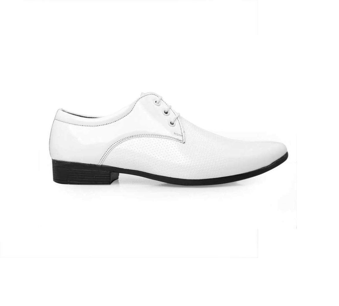 GELLWOJ Men's Leather Royal Patent Leather Shoes - alphahostel.in