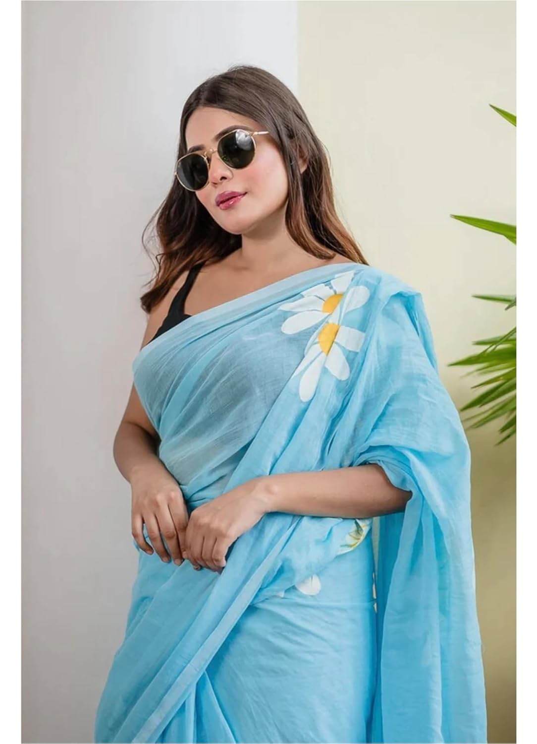 Linen Saree with White Daisy Floral Print, With Blouse