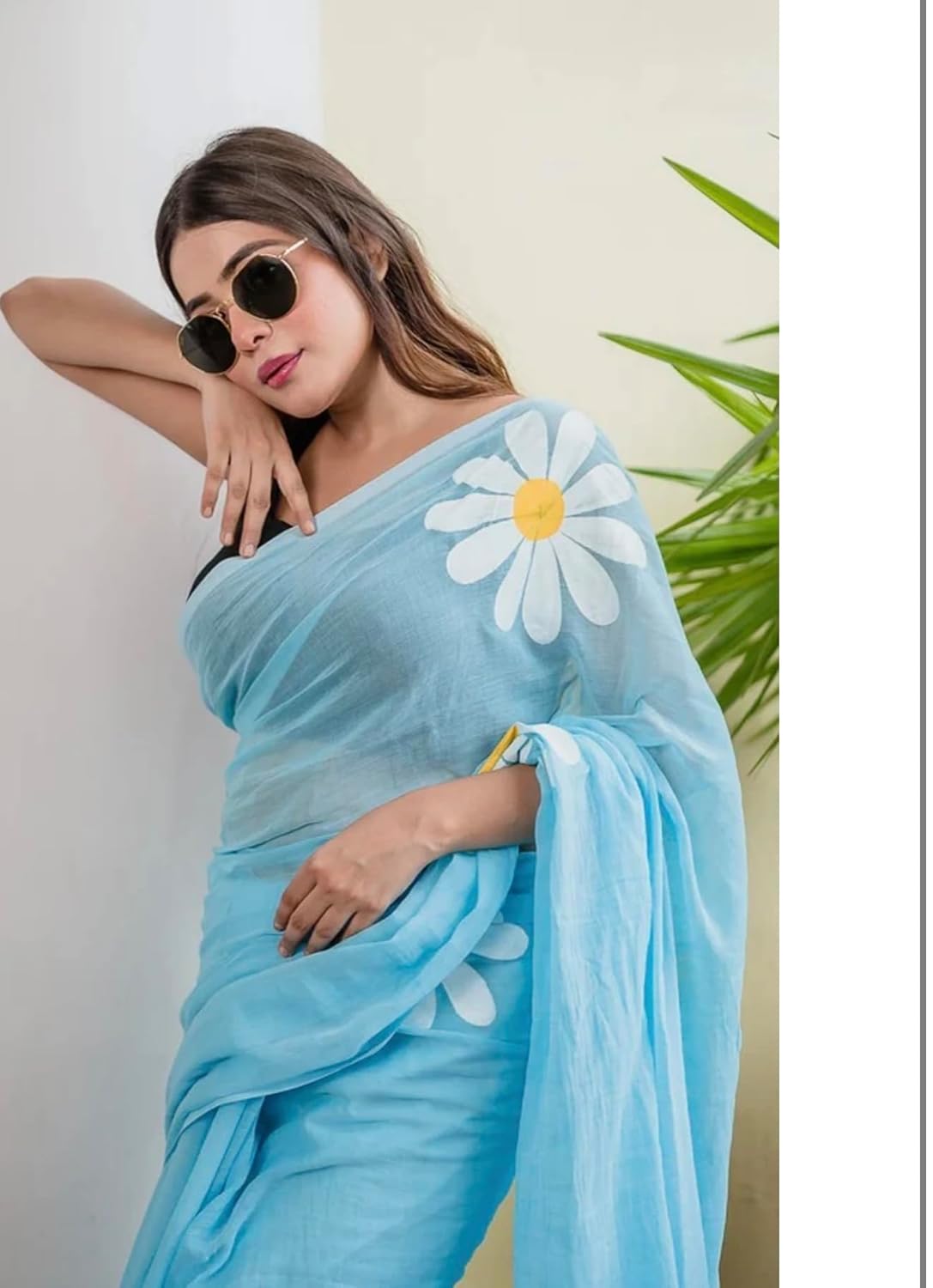 Linen Saree with White Daisy Floral Print, With Blouse