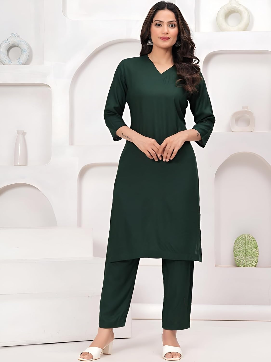 Women's Rayon Solid Plain v Neck Kurta Trouser/Pant Set