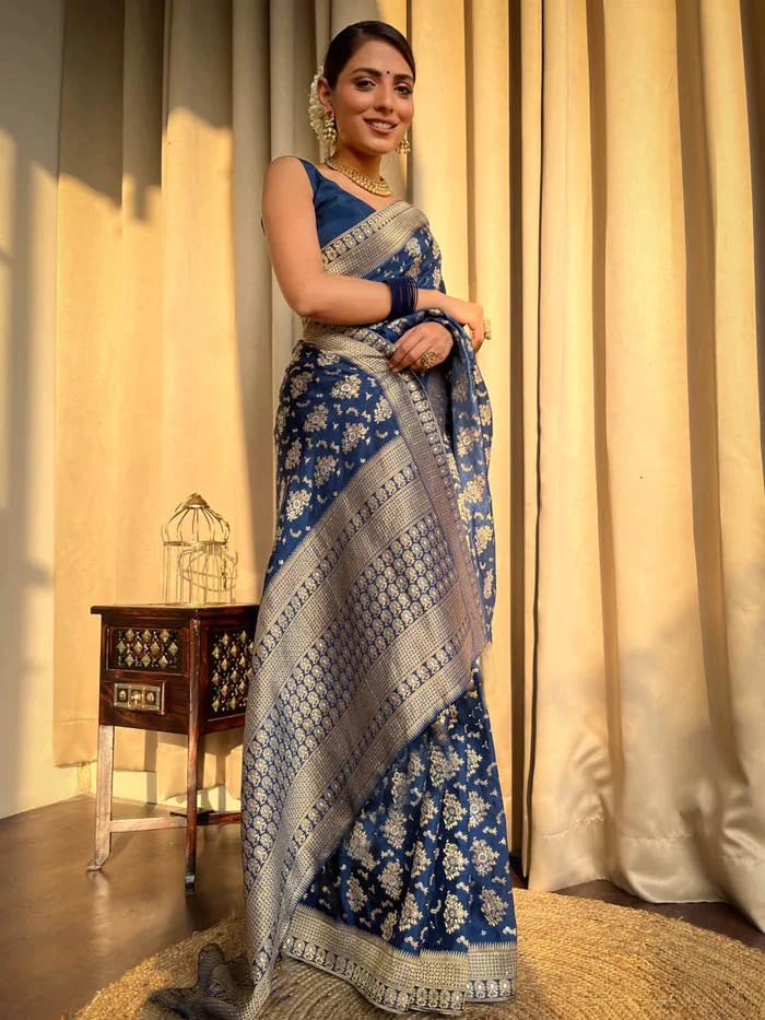Women's Banarasi Kanjivaram Jacquard Art Silk Saree