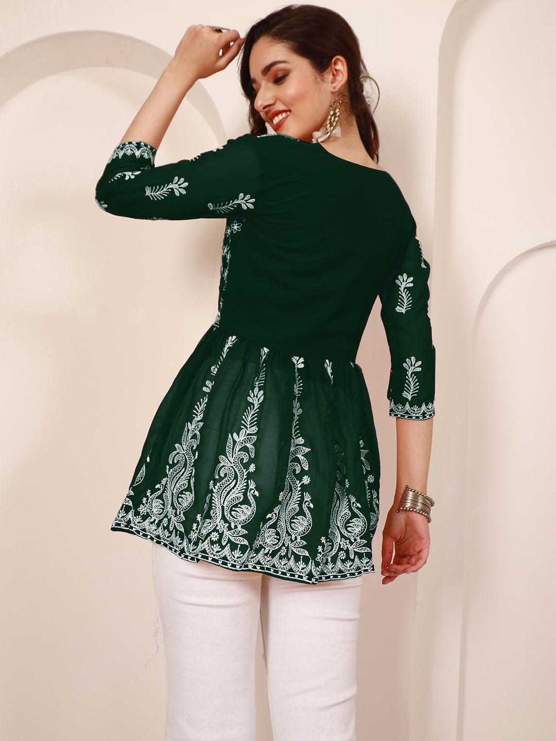 EthnicJunction Georgette Women Chikan Embroidery