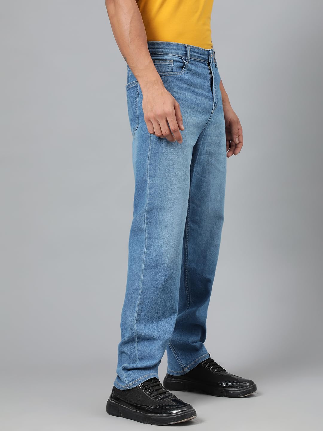 KOTTY Men’s Relaxed Fit Straight-Leg Jeans