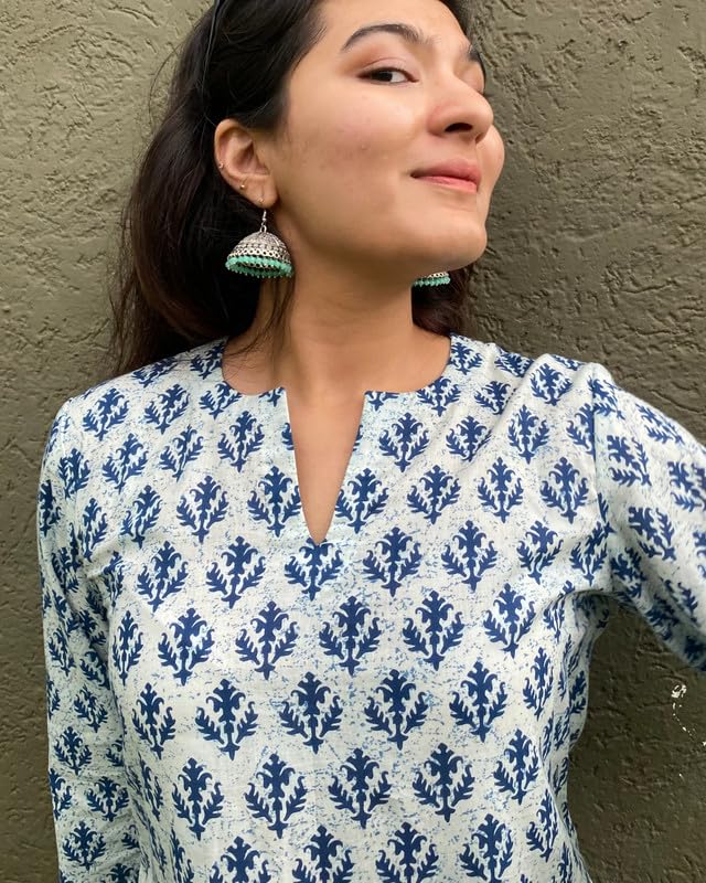 Kashis CreationsFloral Print Rayon Kurta for Women