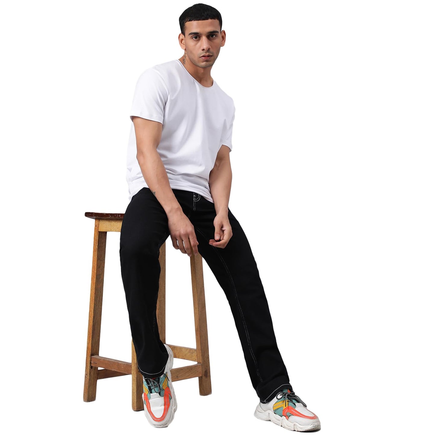 KOTTY Men’s Relaxed Fit Straight-Leg Jeans