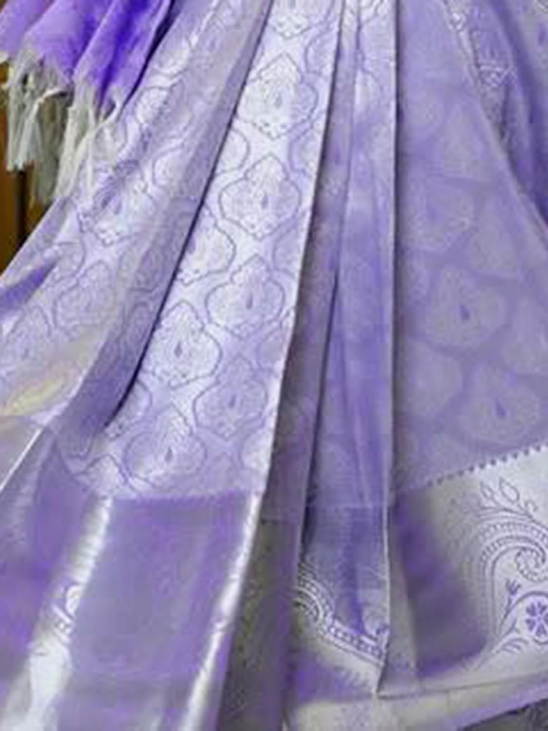 Silk Blend Banarasi Saree with Unstitched Blouse Piece