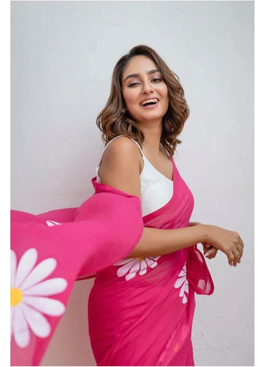 Linen Saree with White Daisy Floral Print, With Blouse