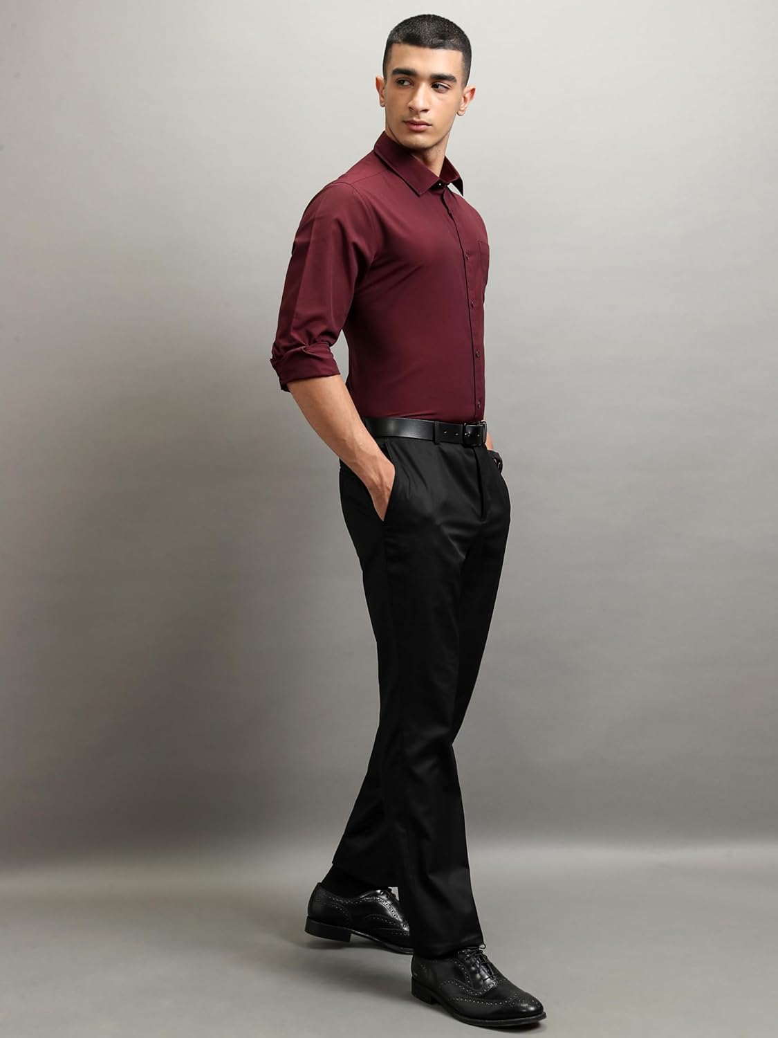 Highlander Men's Solid Slim Fit Shirt