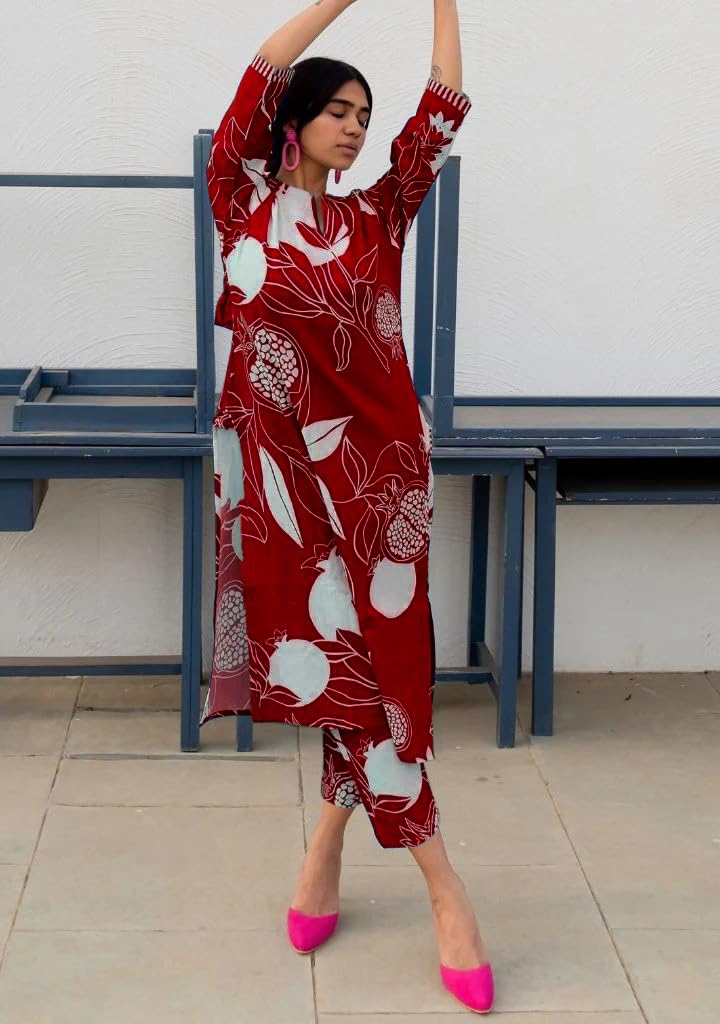 Women's Cotton Blend Straight Printed Kurta with Pant