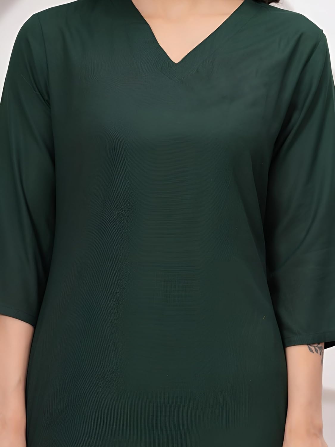 Women's Rayon Solid Plain v Neck Kurta Trouser/Pant Set