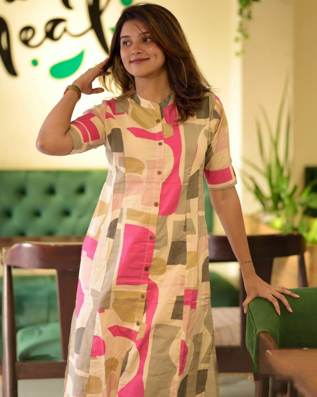 Women's Rayon Viscose A-Line Printed Kurta with Pant
