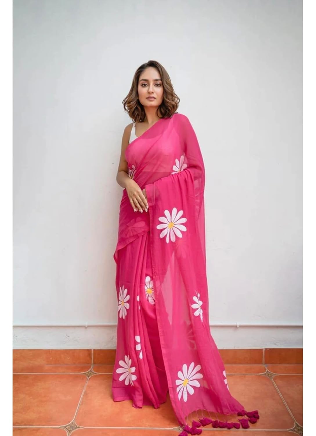 Linen Saree with White Daisy Floral Print, With Blouse