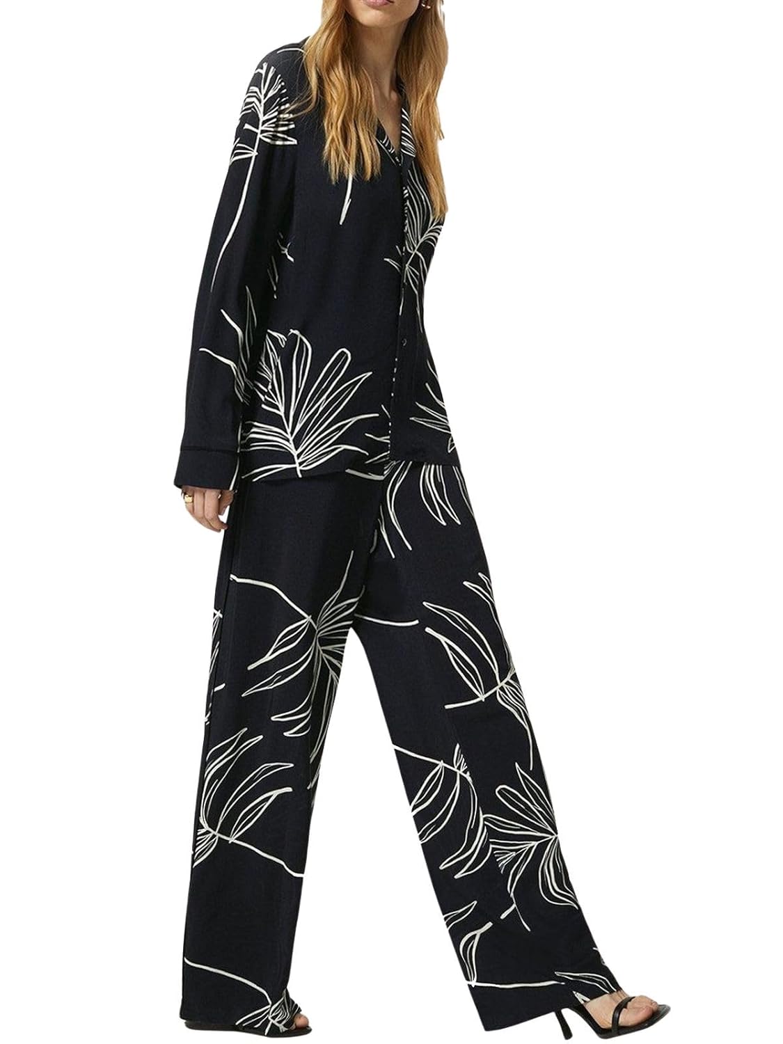 Leriya Fashion Co-ord Set for Women – Stylish Korean Summer Outfit | Trendy Travel & Streetwear Look for Girls |Jumpsuit for Women | Hangouts | Picnic | Vacation Wear | Half Sleeeve |