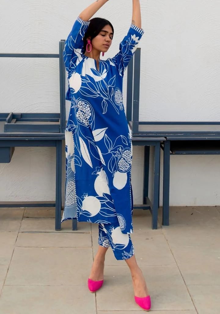 Women's Cotton Blend Straight Printed Kurta with Pant