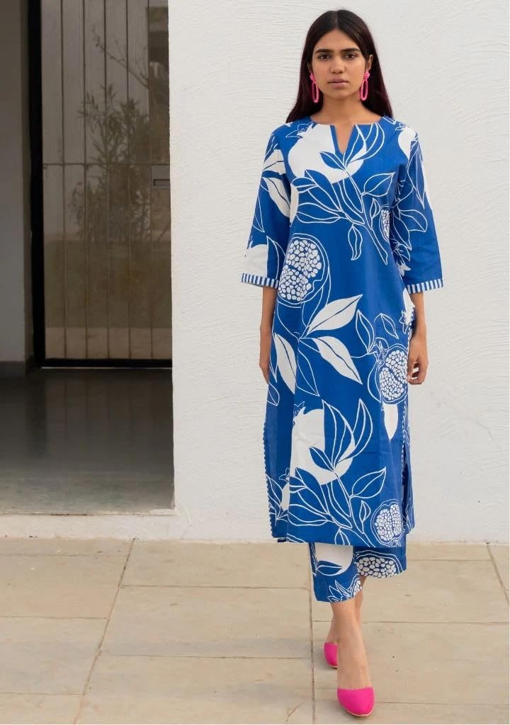 Women's Cotton Blend Straight Printed Kurta with Pant