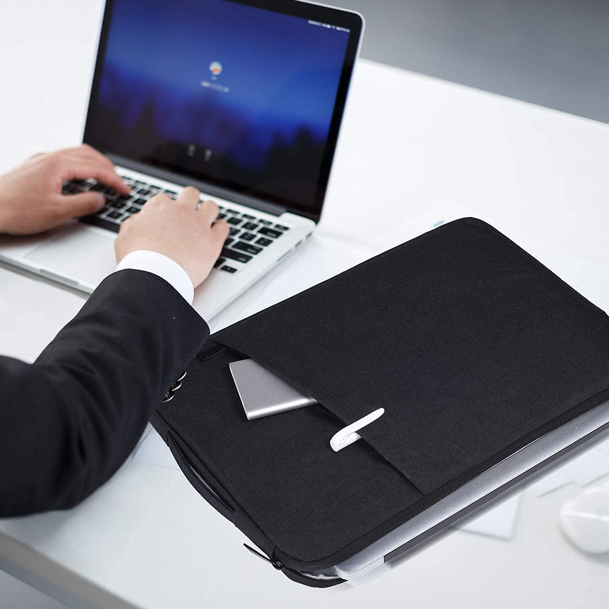 Dynotrek Zipper 14 inch Laptop Sleeve Case