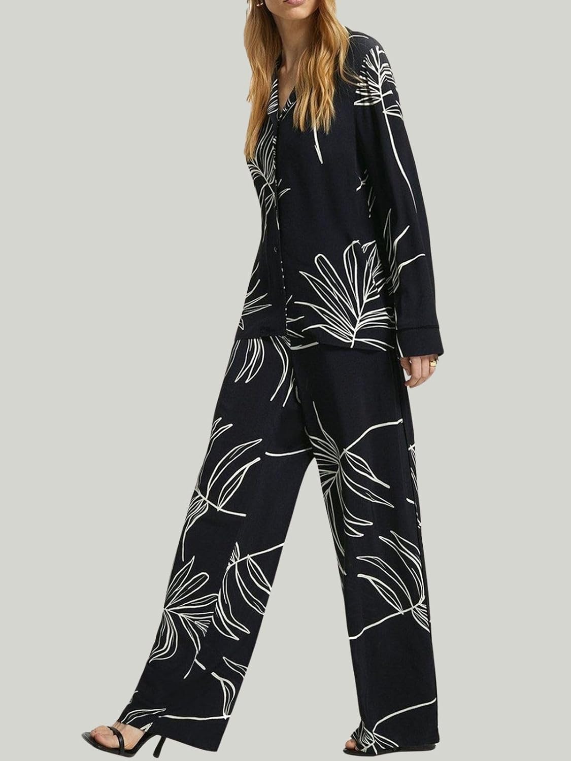 Leriya Fashion Co-ord Set for Women – Stylish Korean Summer Outfit | Trendy Travel & Streetwear Look for Girls |Jumpsuit for Women | Hangouts | Picnic | Vacation Wear | Half Sleeeve |