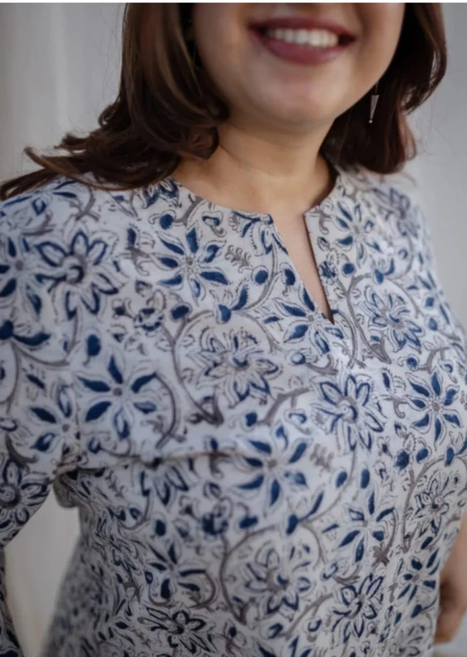 Kashis Creations Floral Print Rayon Long Kurta for Women