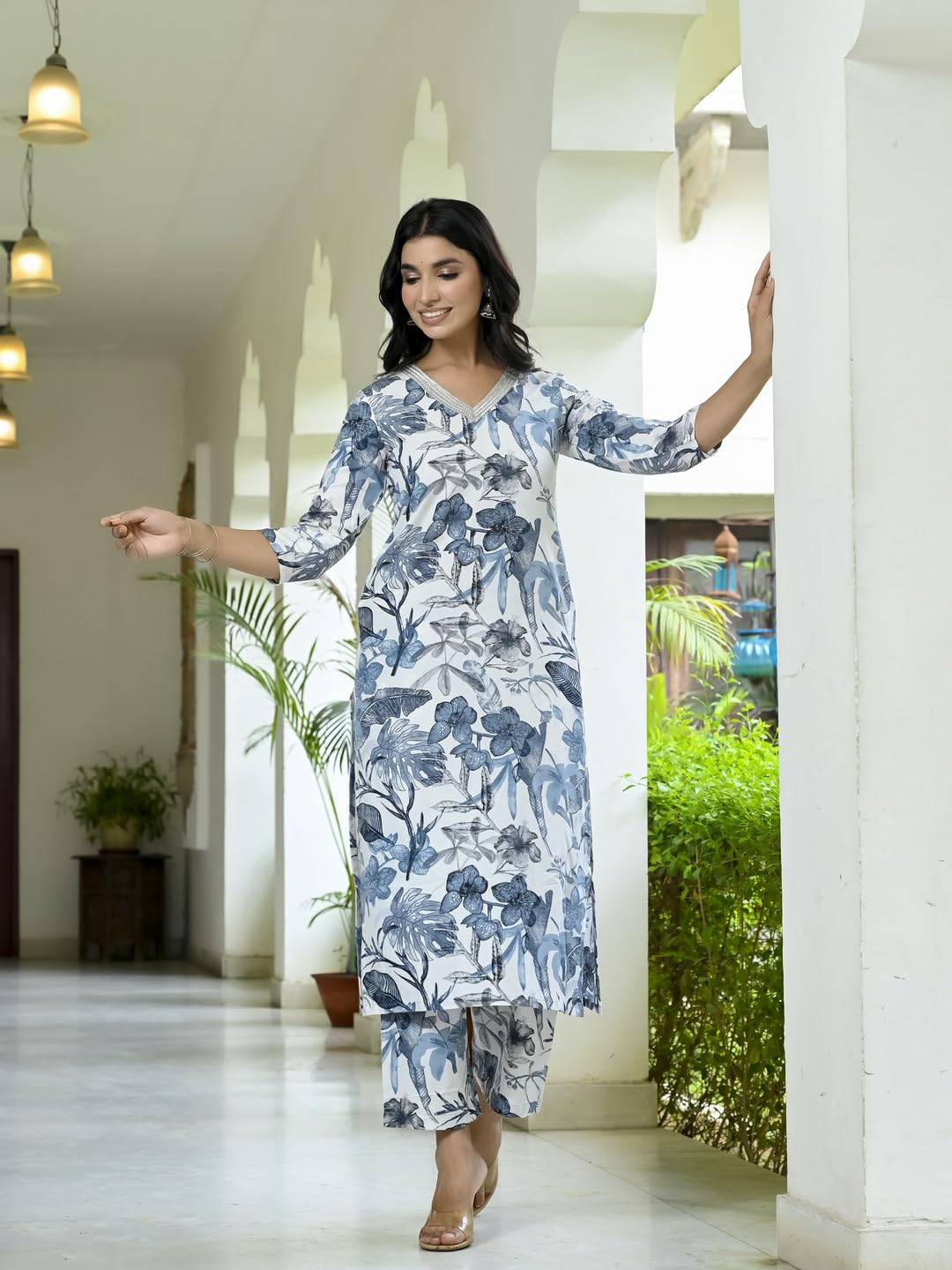 ANNI DESIGNER Women's Rayon Blend Kurta with Palazzo