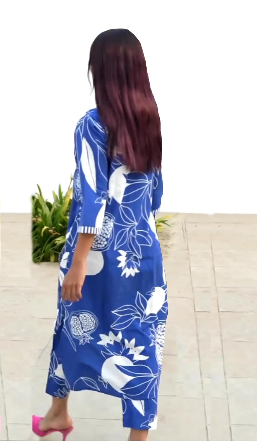 Women's Cotton Blend Straight Printed Kurta with Pant