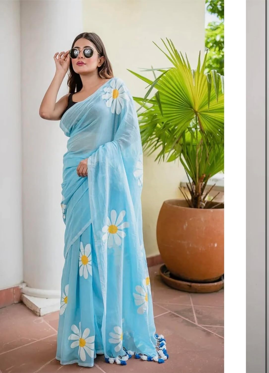 Linen Saree with White Daisy Floral Print, With Blouse
