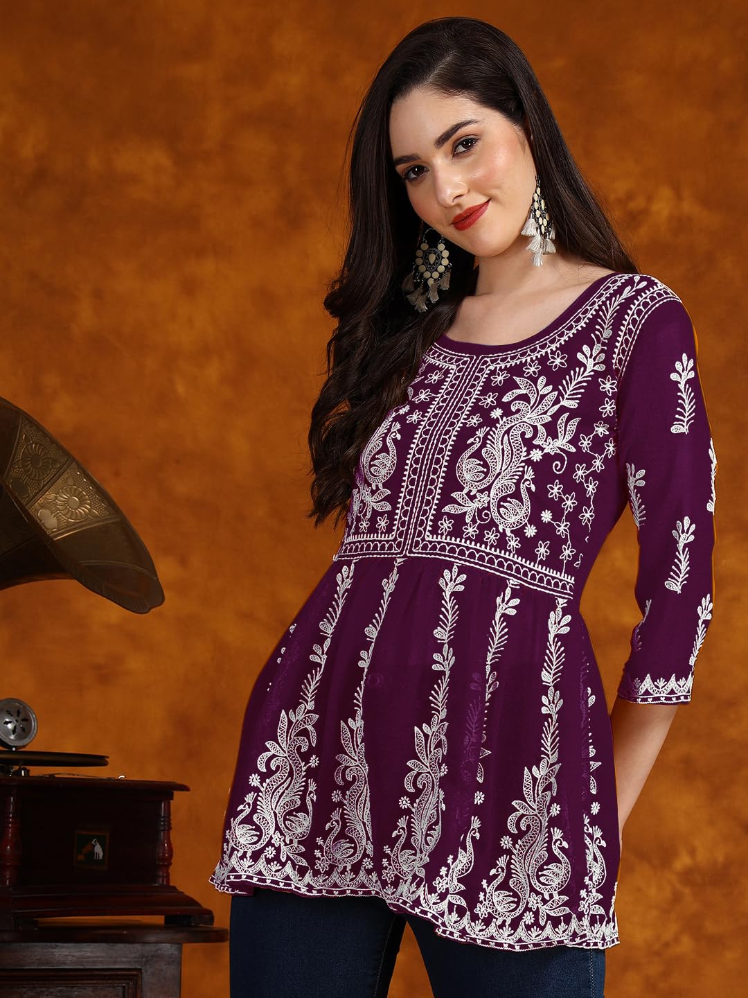 EthnicJunction Georgette Women Chikan Embroidery