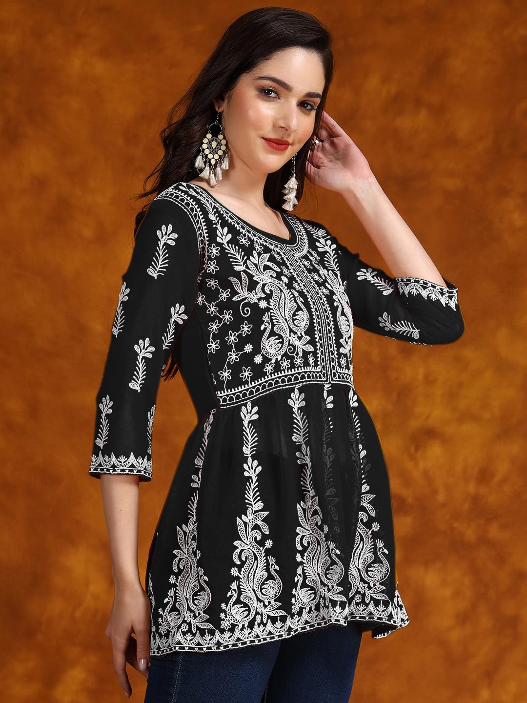 EthnicJunction Georgette Women Chikan Embroidery