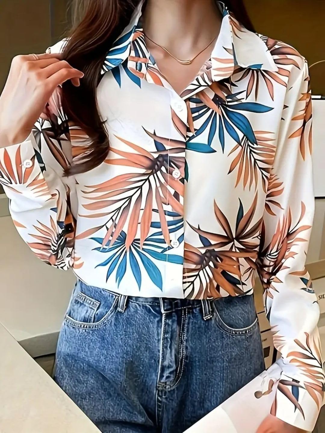 Trendy Queen Women's Short Sleeve Button-Down Shirt | Printed Casual Crop Top | Stylish Collared Shirt for Women | Oversized Shirt for Woman