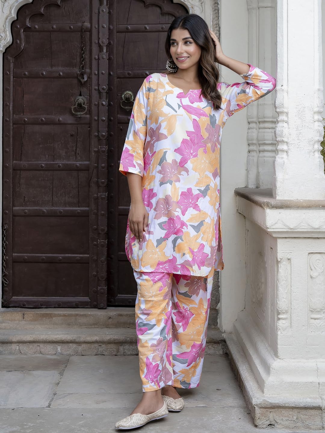 VredeVogel Cotton Blend Kurta Set for Women