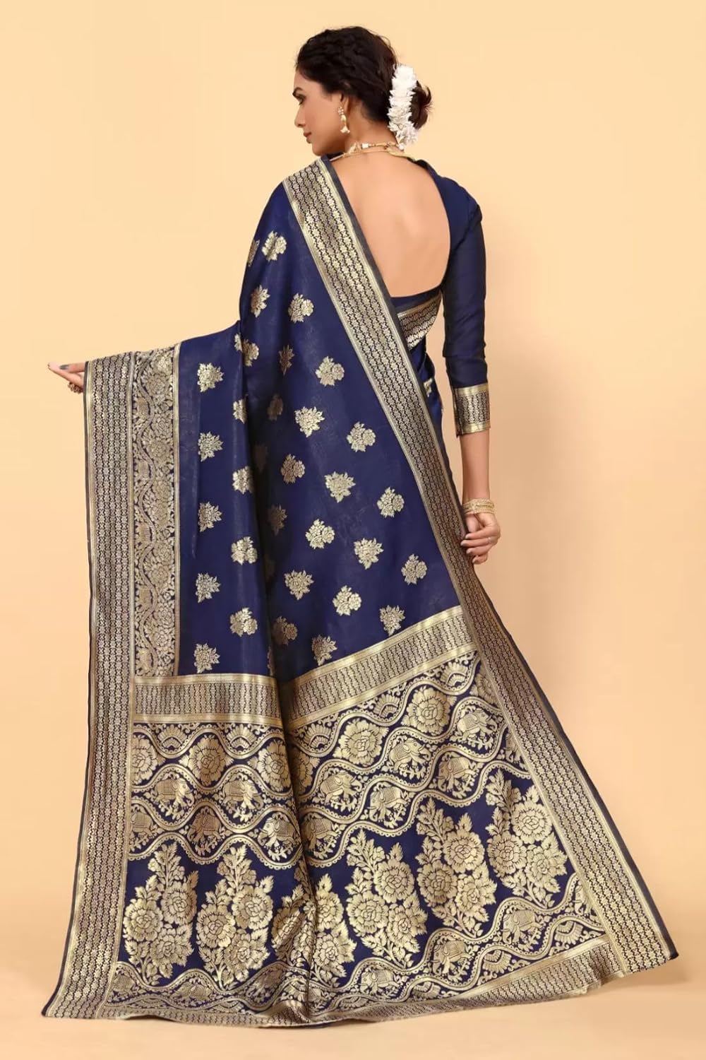 Women's Banarasi SareeSilk Saree With Blouse Piece