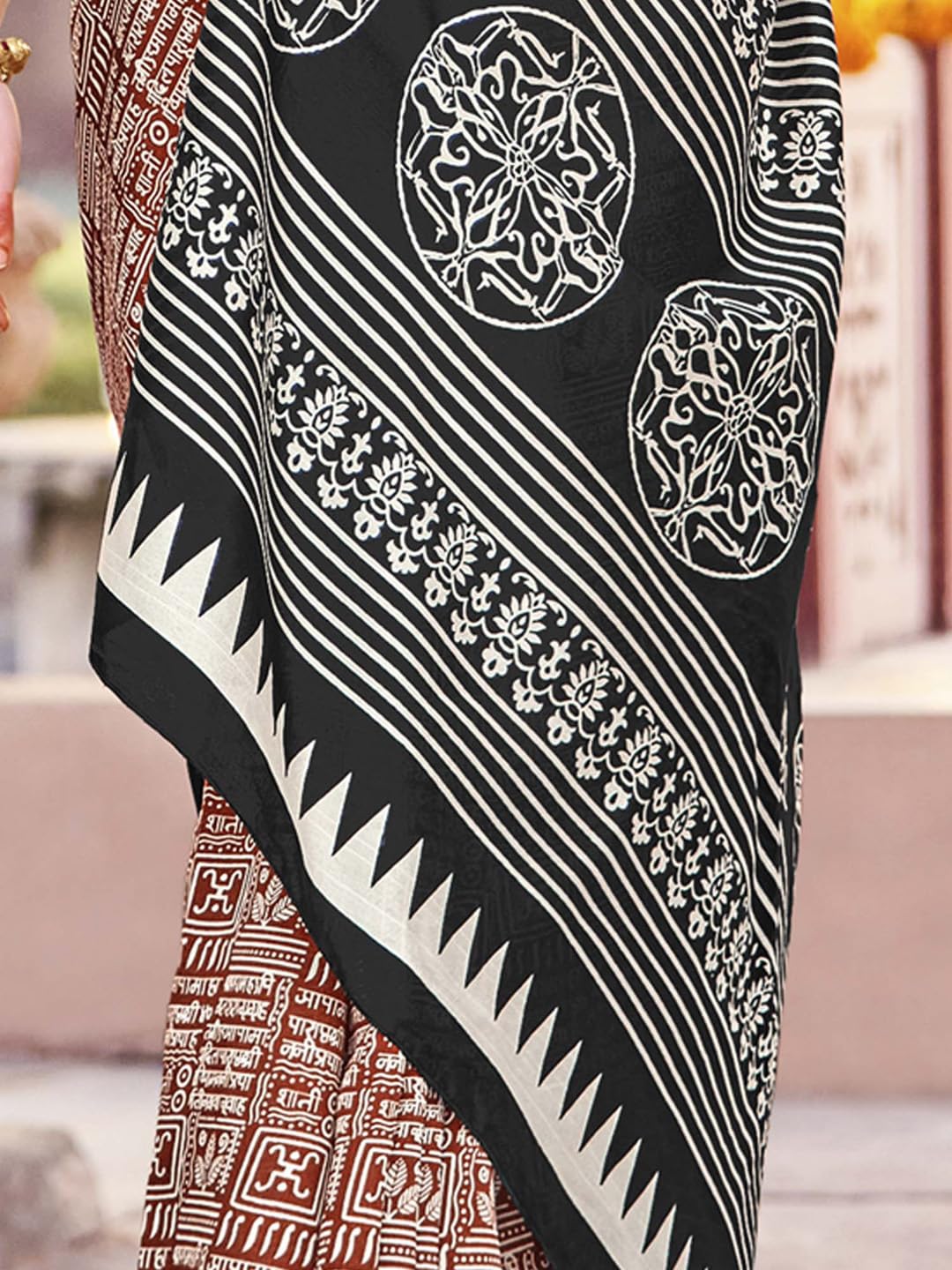 Women's Bhagalpuri Silk Ethnic Motif Printed Saree