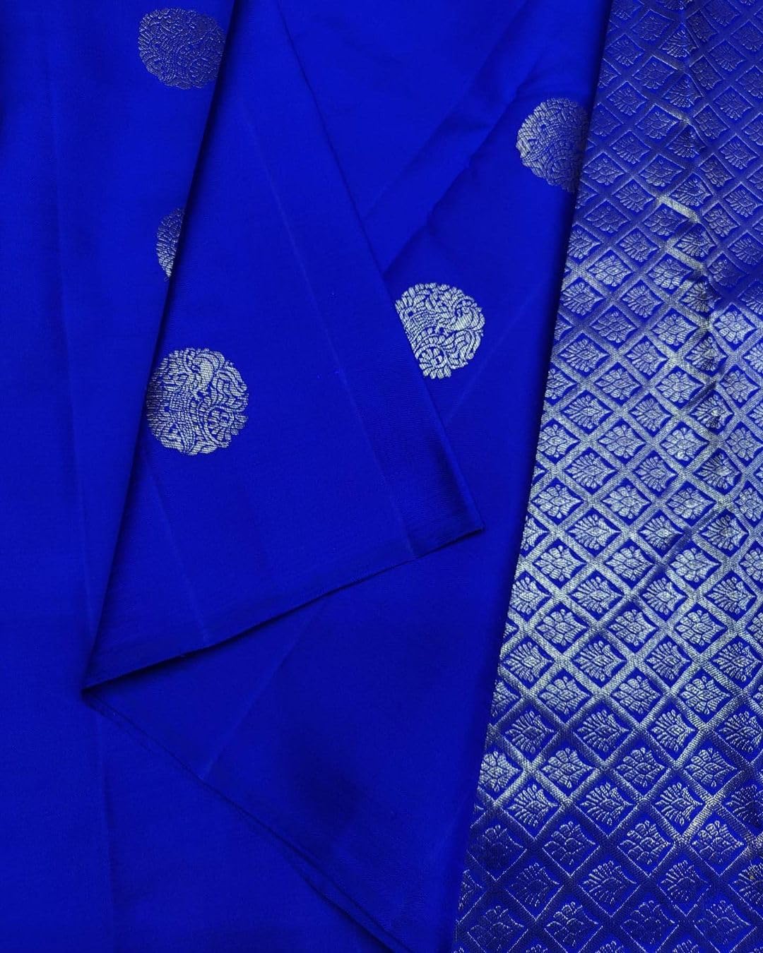 Fashion Women Soft Sarees With Blouse Piece.