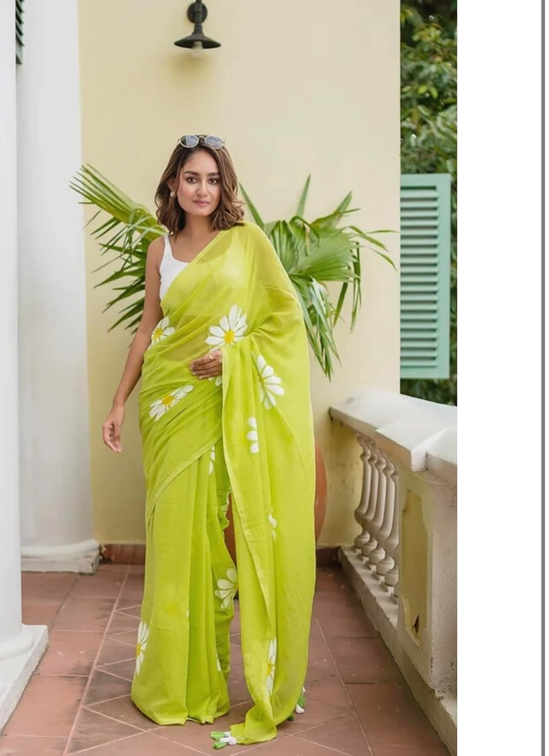 Linen Saree with White Daisy Floral Print, With Blouse