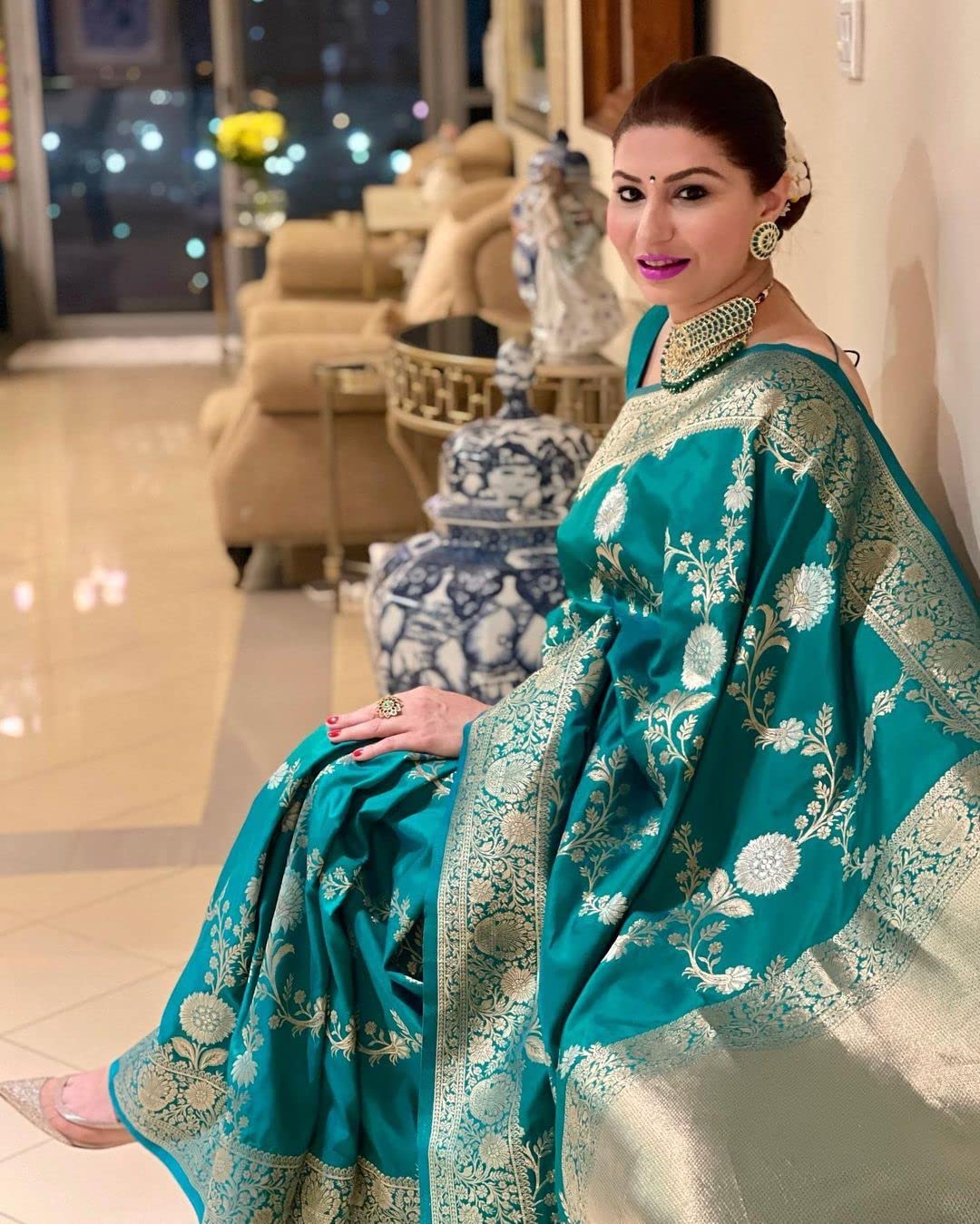Women's Soft Silk Banarasi Sarees With Blouse Piece