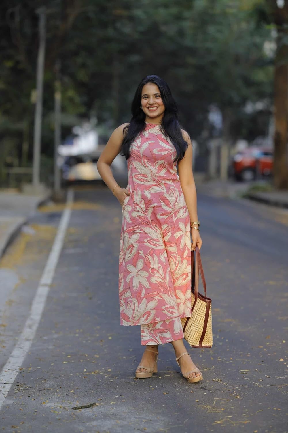 Women's Rayon Blend Straight Printed Kurta with Pant