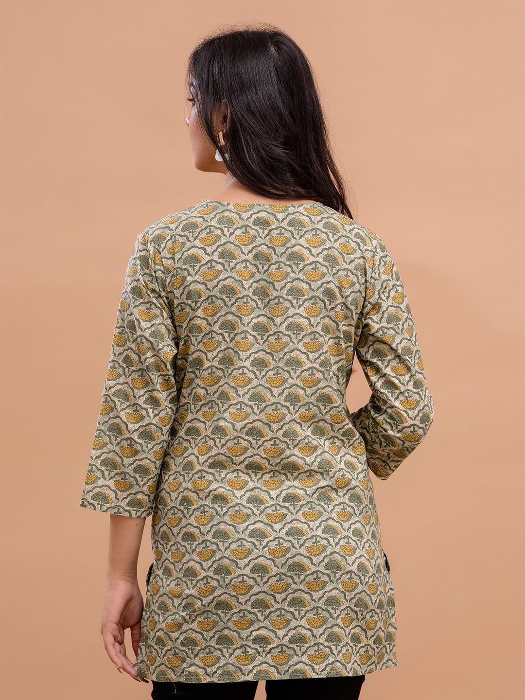feranoid Women Cotton Printed Straight Short Kurti