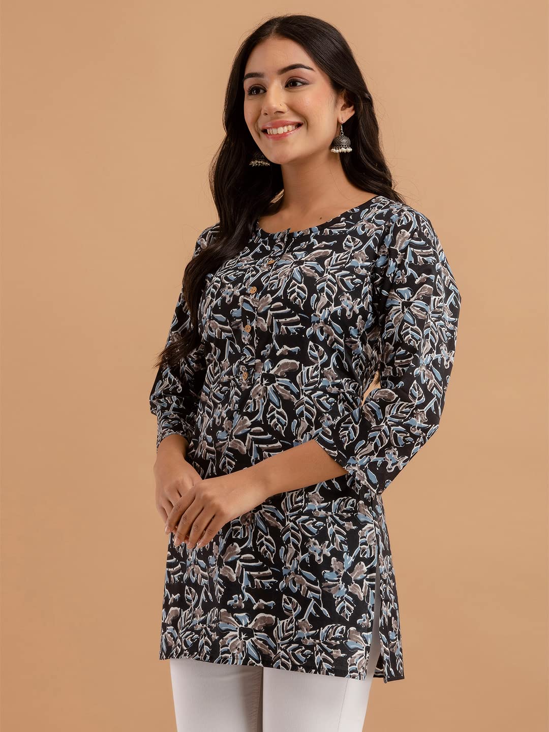 feranoid Women Cotton Printed Straight Short Kurti