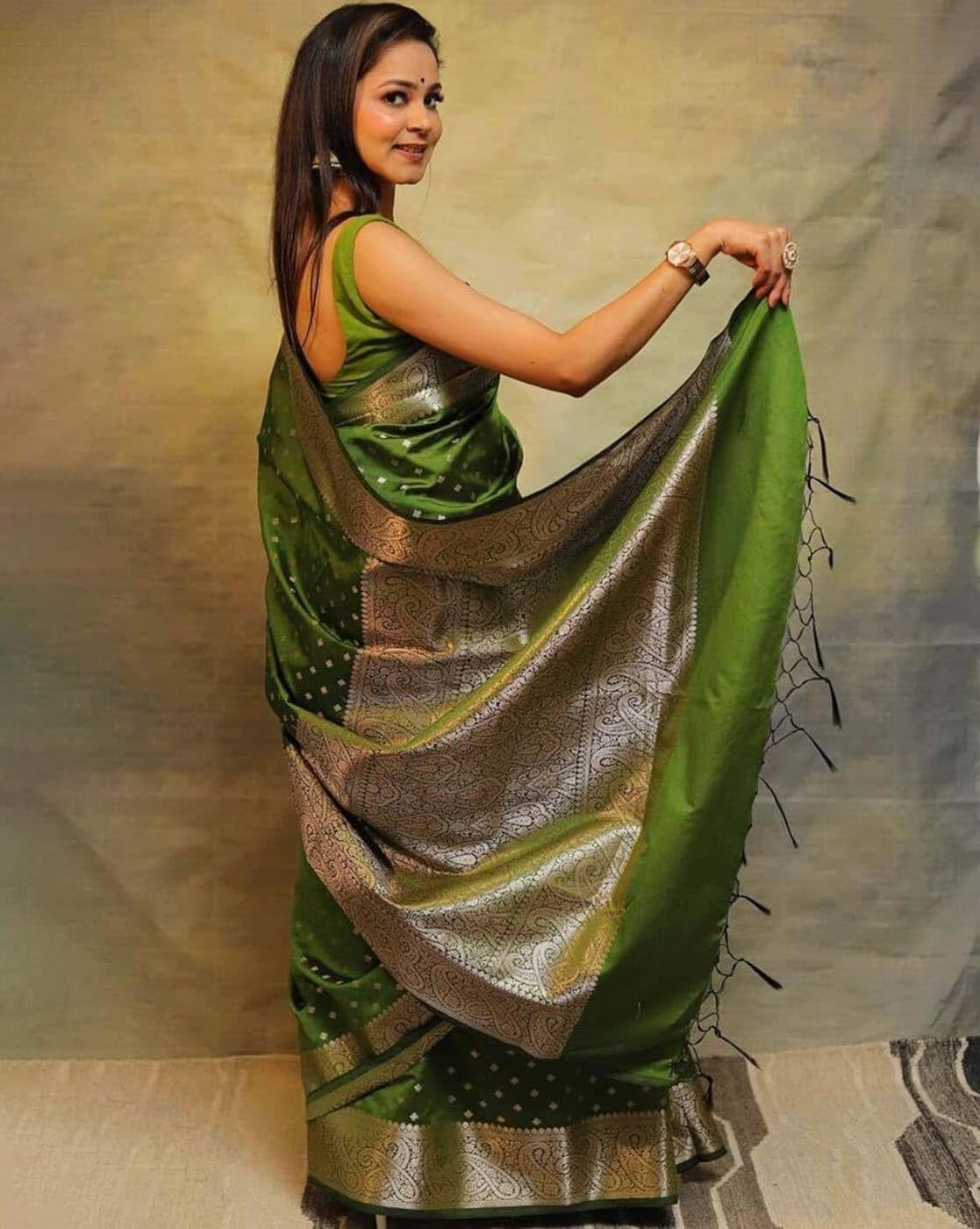 Women's Cotton Silk Woven Saree with Blouse Material