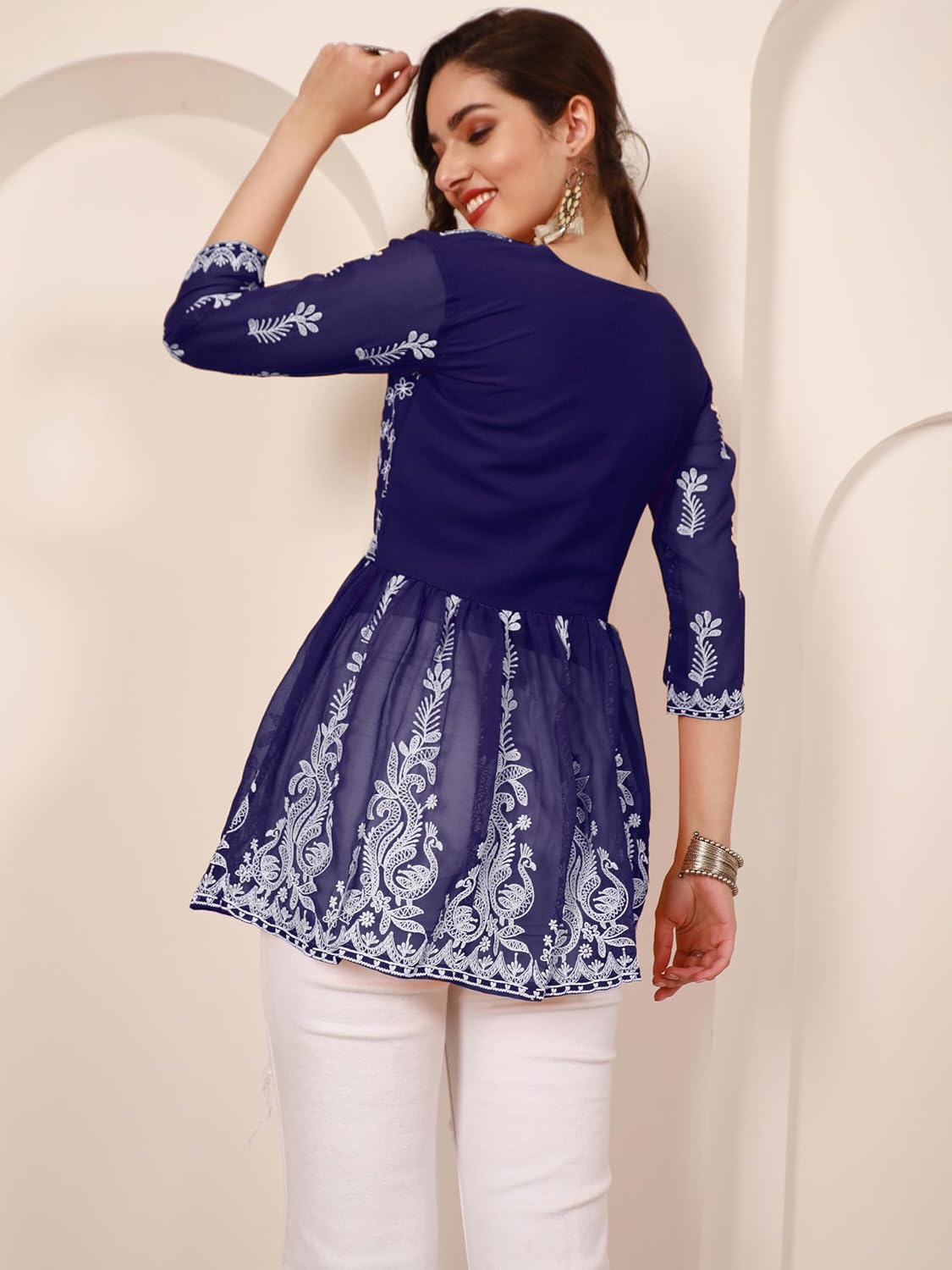 EthnicJunction Georgette Women Chikan Embroidery