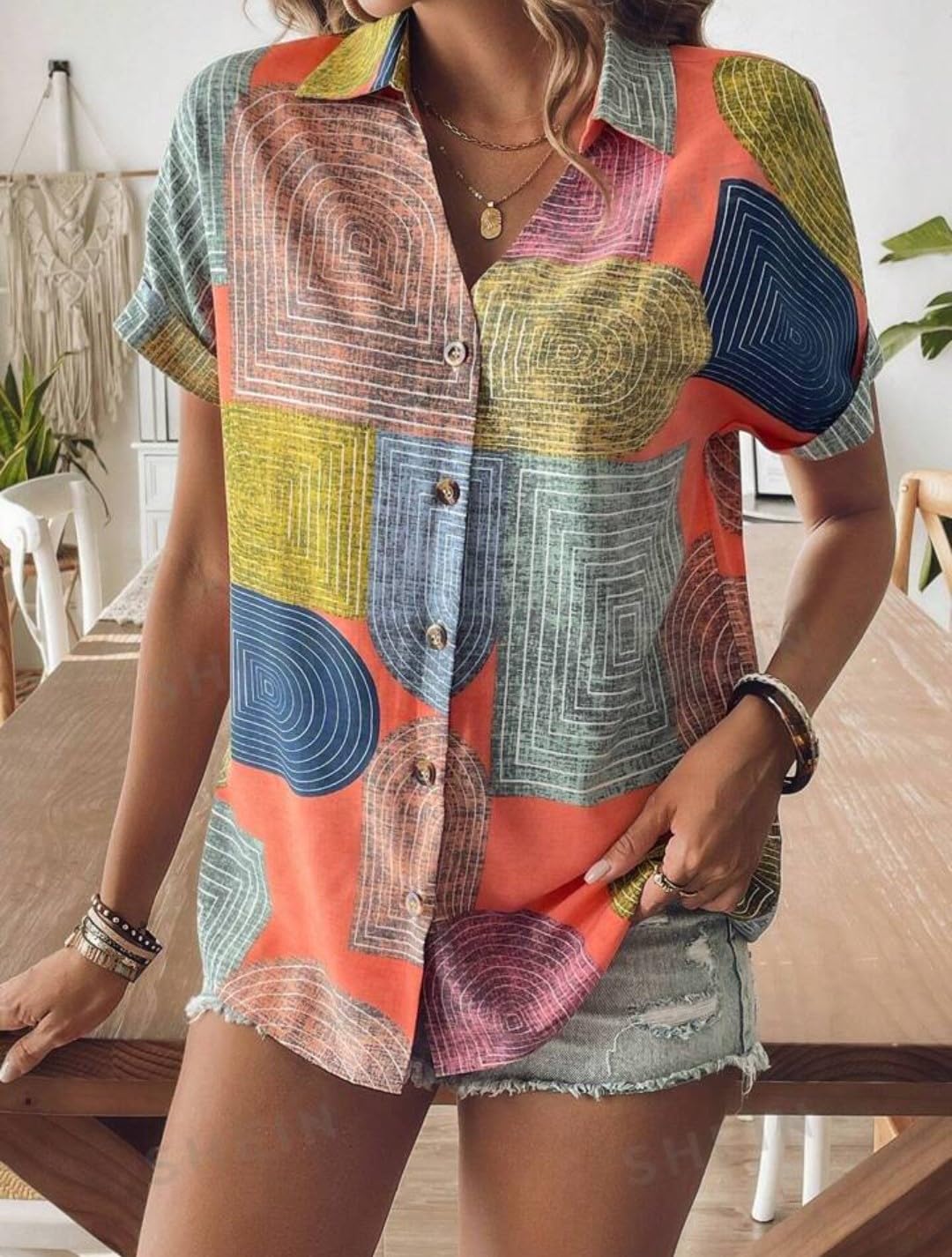Gufrina Women's Colorful Abstract Geometric Print Shirt