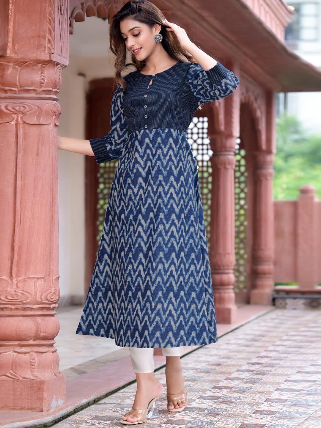 Yash Gallery Women's Cotton Straight Fit Straight Kurta
