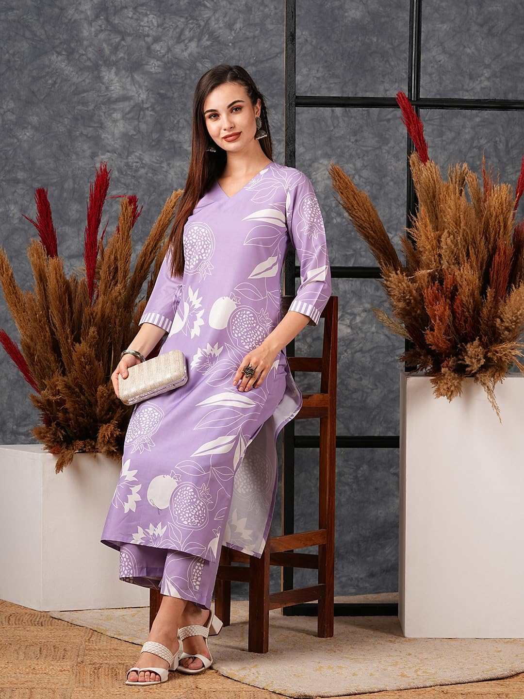 Women's Cotton Blend Straight Printed Kurta with Pant