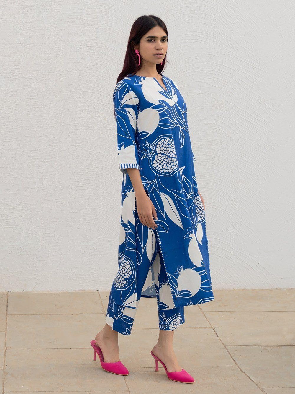 LookMark Cotton Blend Floral Printed Kurti Pant Set