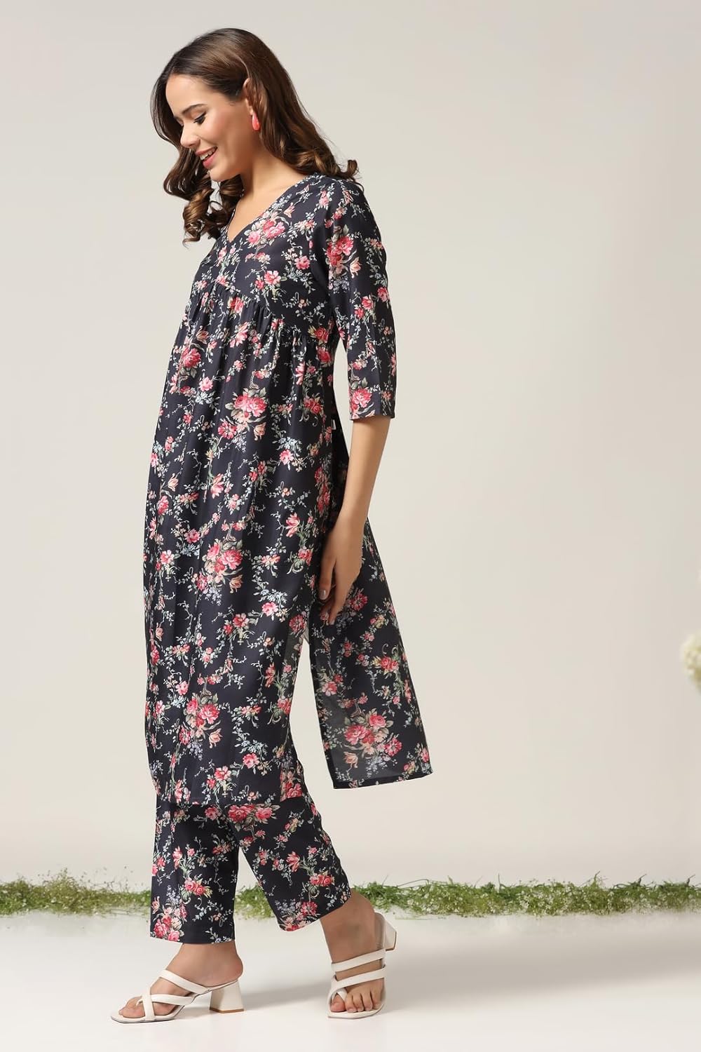 Leriya Fashion Women's Rayon Kurta Set