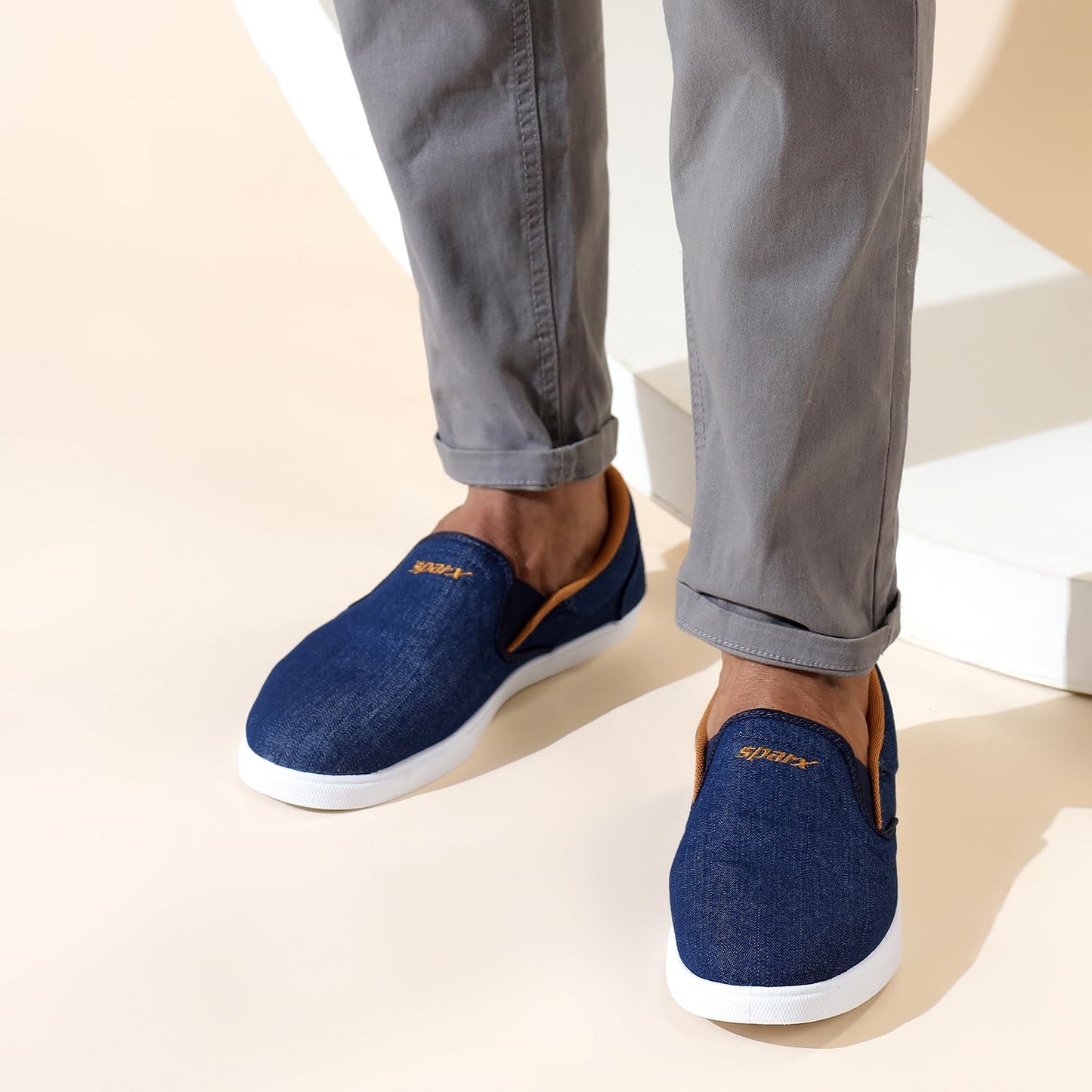 Sparx Mens Sm-402 Sneaker - alphahostel.in