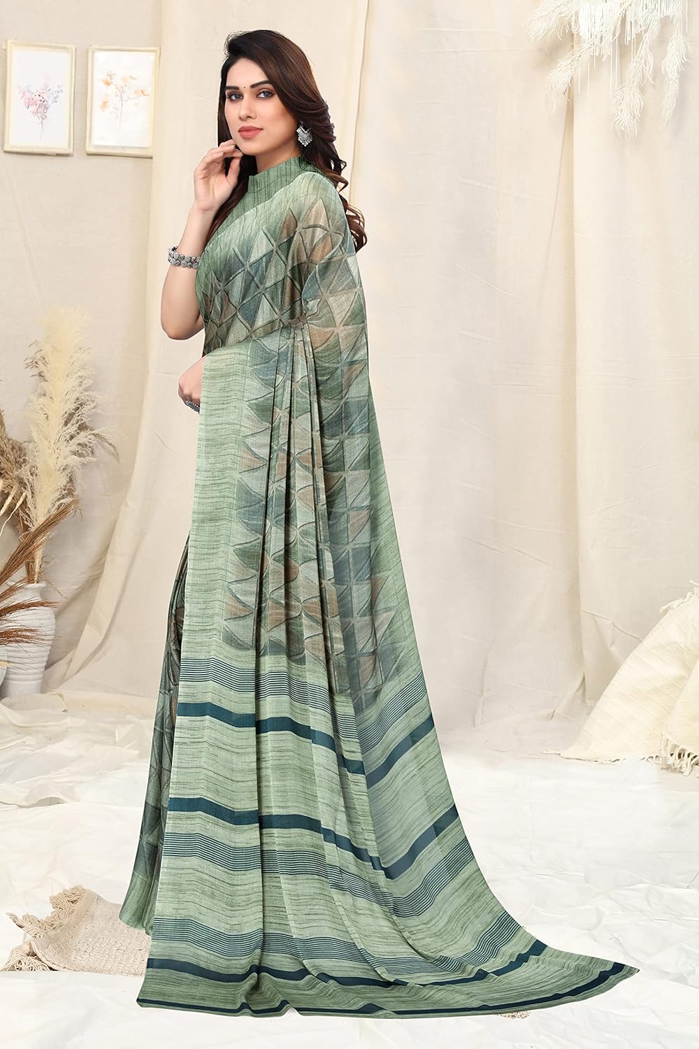 Women's Chiffon Printed Saree with BlousePiece